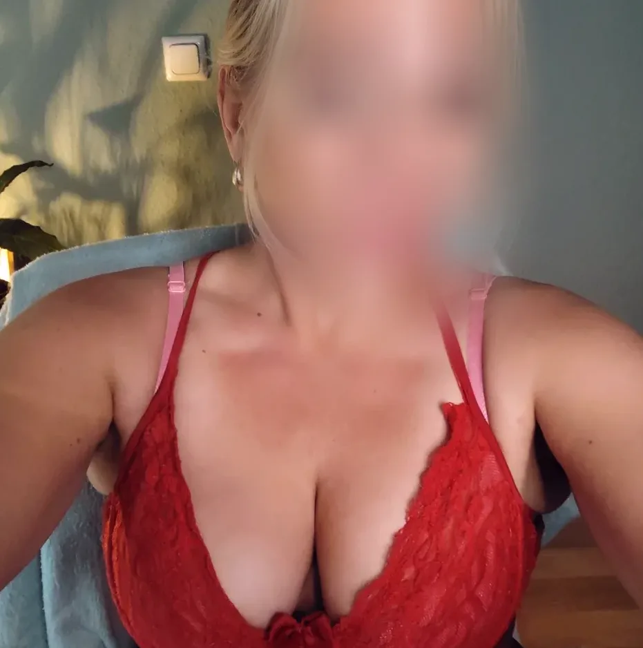 Meryem, 37